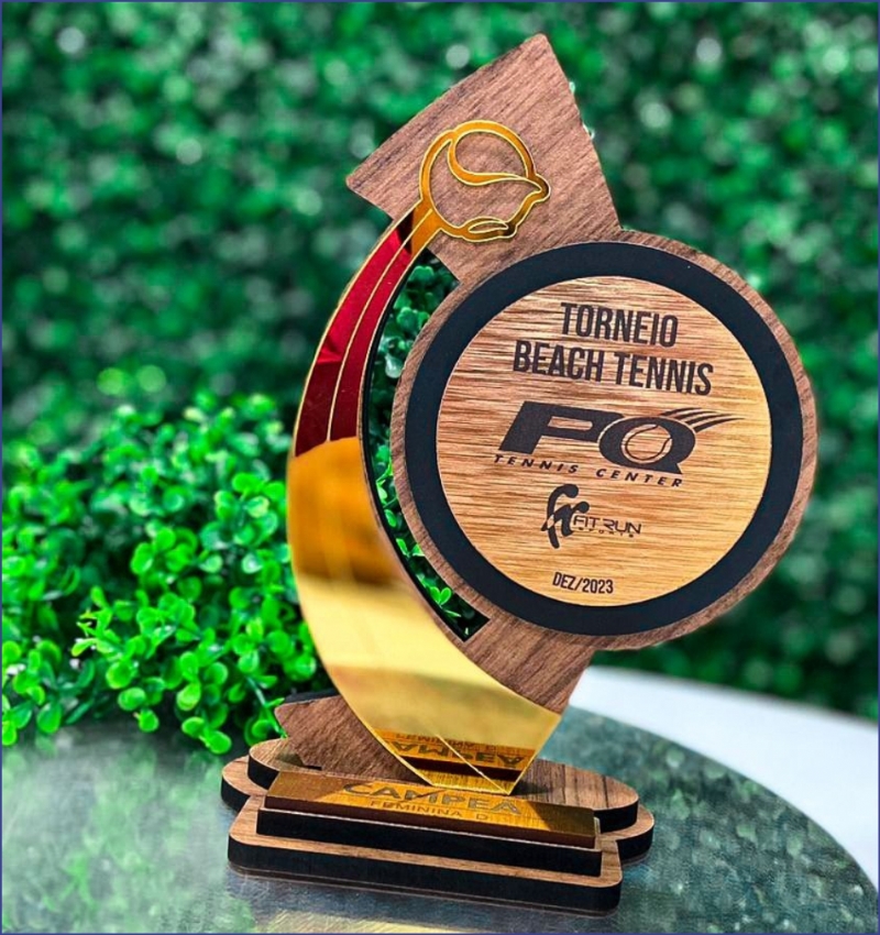 Trofu de Beach Tennis - Petrpolis